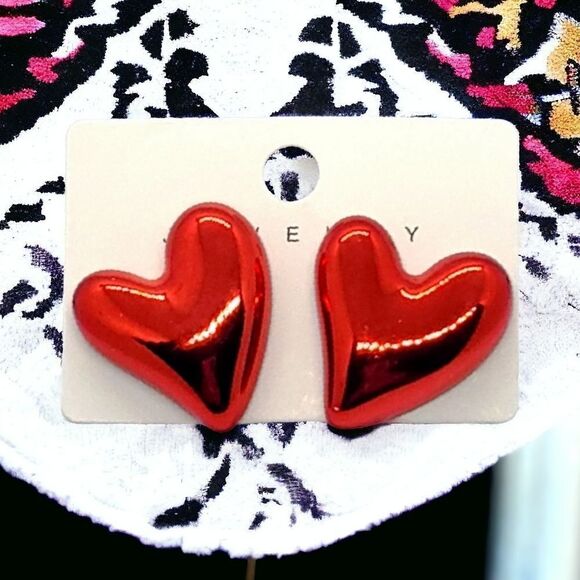 Cute Puffy Red Metallic Heart Shaped Stud Earrings Valentine's Day Jewelry New - Picture 3 of 7